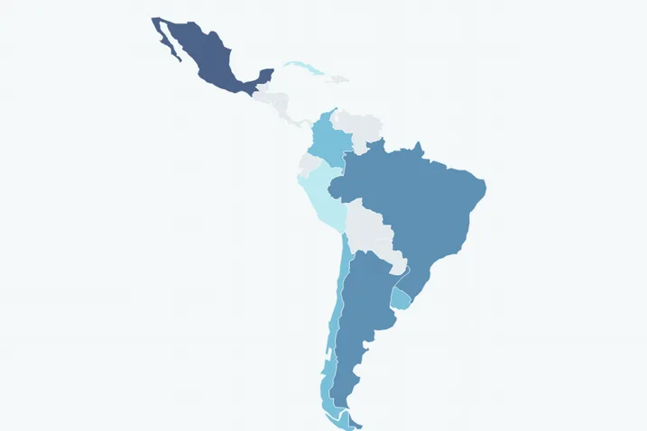 Mapa de América Latina con los países coloreados según la cantidad de comunidades del Foro Buddhista Theravāda Latino